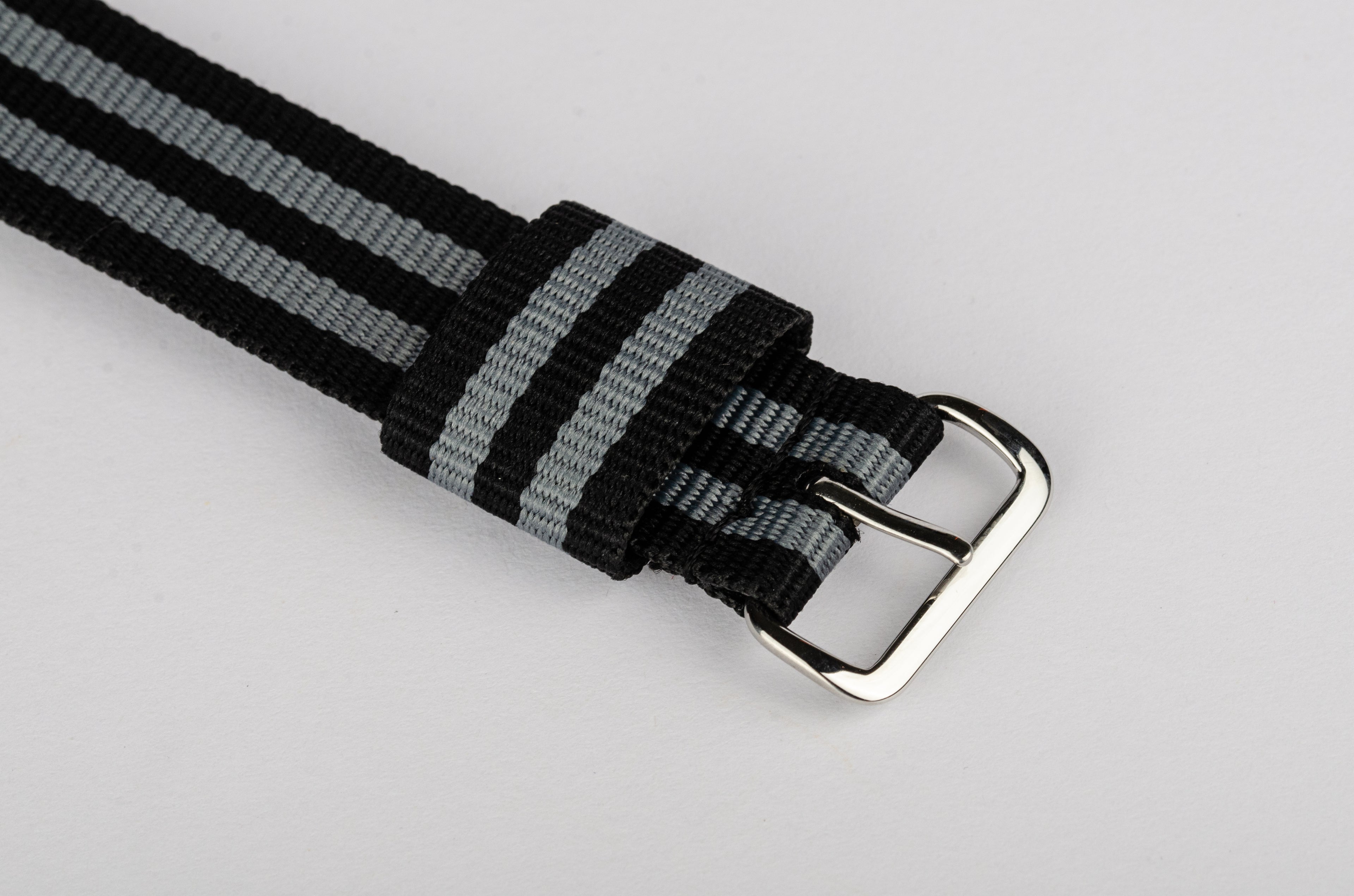 Original NATO Strap: Grey